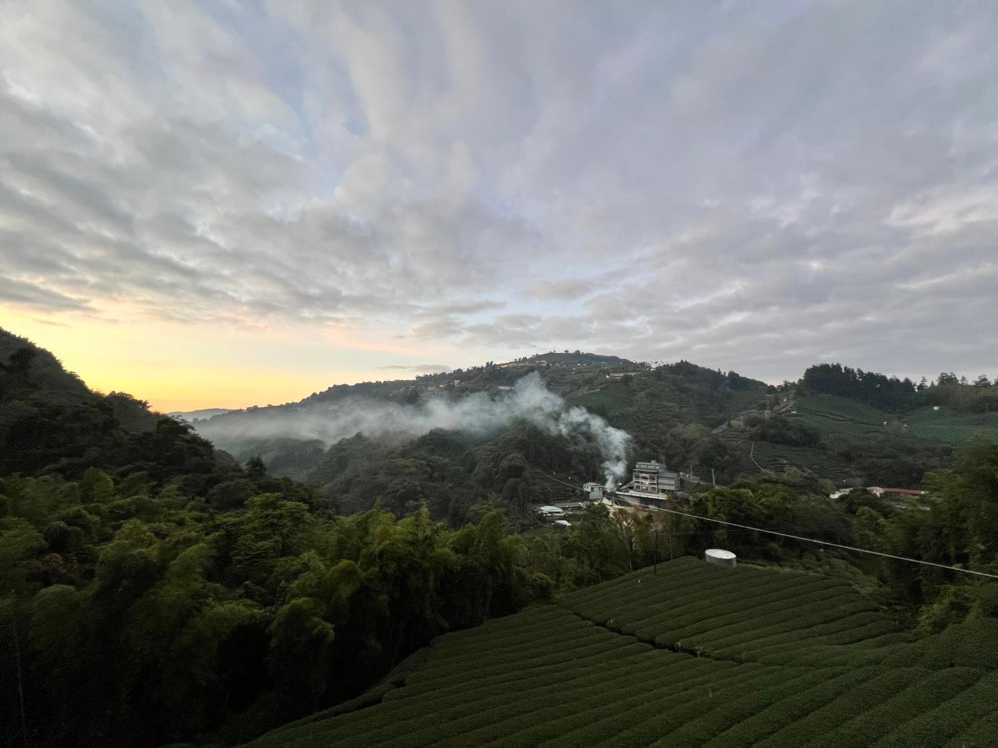 De Ren Tea Gardens Lägenhet Meishan Exteriör bild