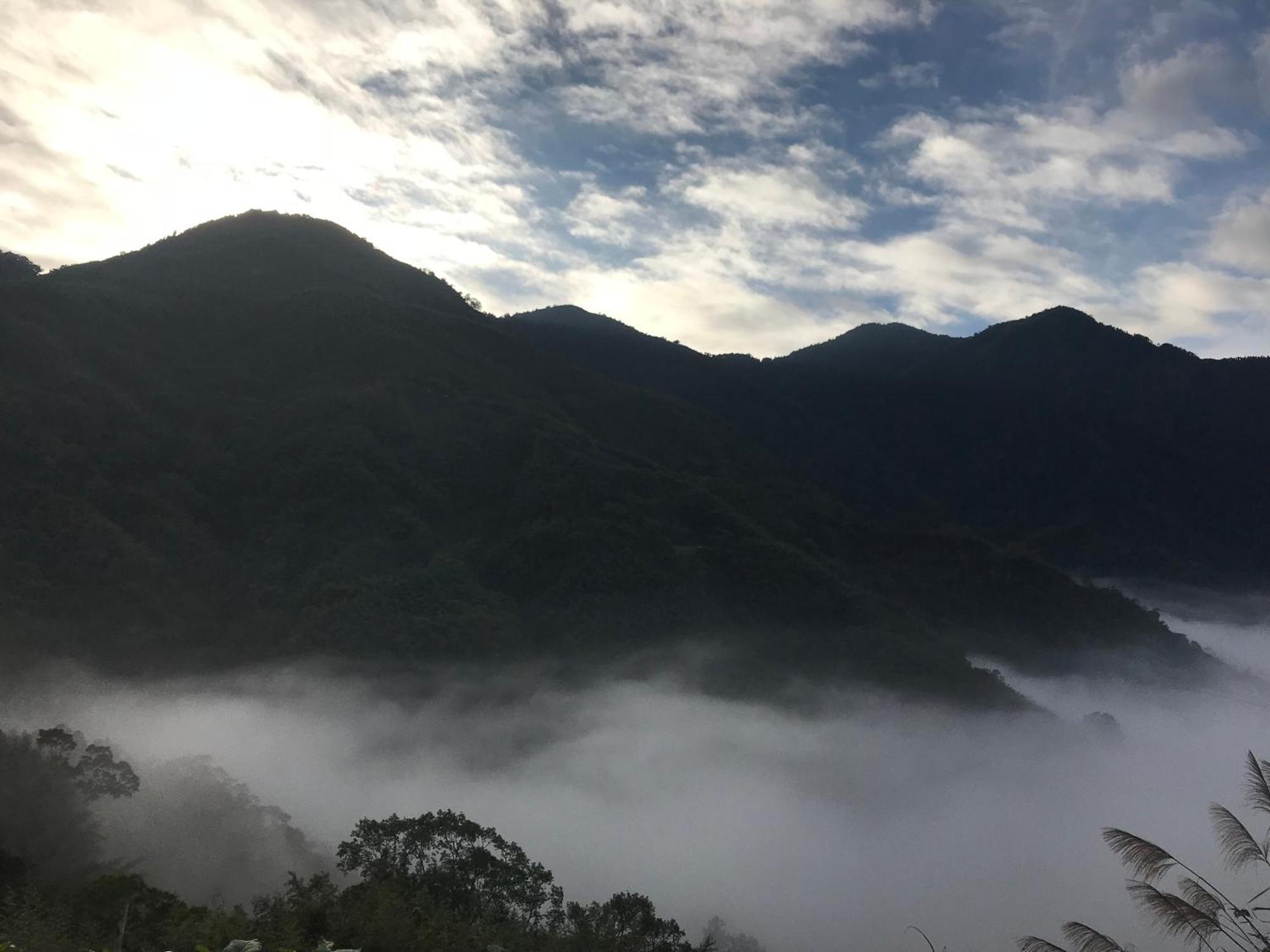 De Ren Tea Gardens Lägenhet Meishan Exteriör bild